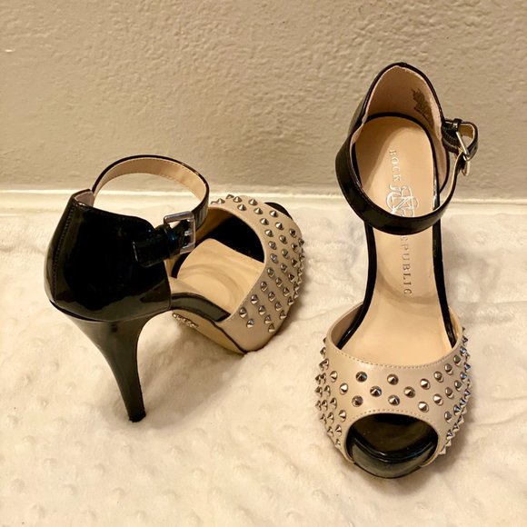 Rock & Republic Studded Platform Heels - Picture 2 of 5